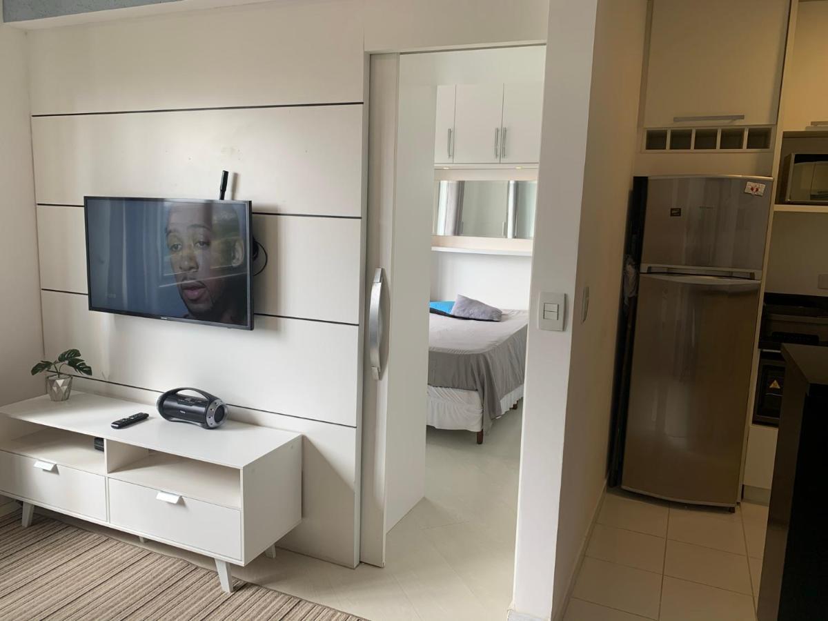 1103- Apartamento Encantador, Amplo E Decorado, Mobiliario Moderno, Cozinha  Completa Com Utensilios , Excelente Vista Da Cidade E Localizacao  Privelegiada No Bairro Bigorrilho Curitiba, Brazil — book Apartment, 2024  Prices